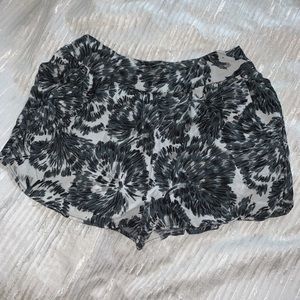 Black and grey patterned flowy shorts